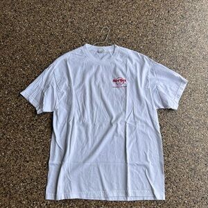 Hard Rock Cafe White Short Sleeve T-Shirt with Red Logo